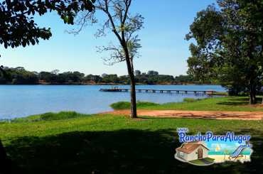 Rancho Bandeirante para Alugar em Miguelopolis - Rampa Para Barco