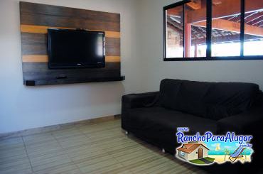 Rancho Meirival 3 para Alugar em Miguelopolis - Sala
