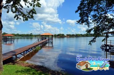 Rancho Morada dos Anjos para Alugar em Miguelopolis - Píer Coberto