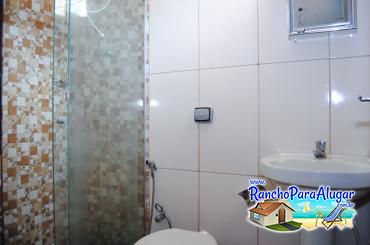 Rancho do Pedro para Alugar em Miguelopolis - Interior dos Banheiros