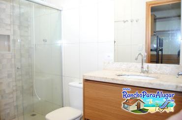 Rancho Recanto Maranata para Alugar em Miguelopolis - Banheiro da Suite 4