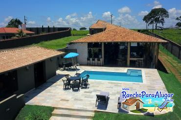 Rancho Recanto Maranata para Alugar em Miguelopolis - Piscina