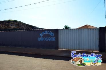 Rancho Quiosque para Alugar em Miguelopolis - Entrada