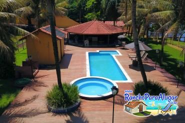Rancho Primavera para Alugar em Miguelopolis - Piscina ao Lado do Quiosque