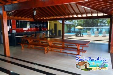 Rancho Solarium 2 para Alugar em Miguelopolis - Vista da Sala para a Varanda