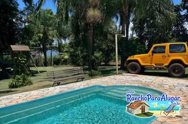 Rancho Recanto Falcão para Alugar em Miguelopolis - Piscina