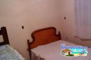 Rancho Tira da Alegria para Alugar em Miguelopolis - Suíte 2