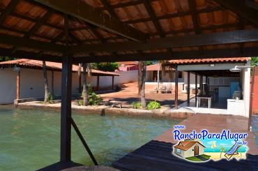 Rancho do Alemão para Alugar em Miguelopolis - Vista do Pier para o Rancho