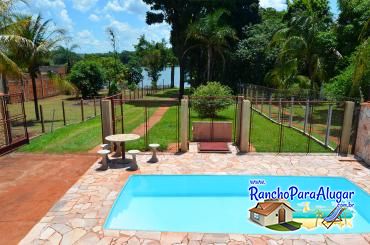 Rancho Aqui é Meu Lugar para Alugar em Miguelopolis - Vista da Varada para a Piscina