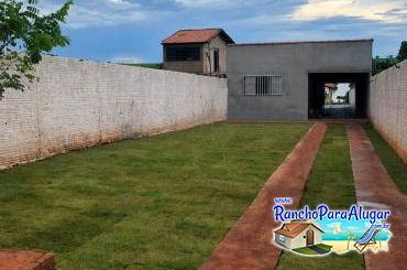 Rancho Eletromar para Alugar em Miguelopolis - Estacionamento Interno