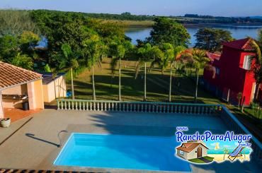 Rancho Luanas para Alugar e à Venda em Delfinopolis - Piscina