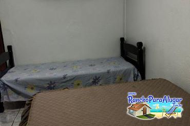 Rancho Recanto do Rio Grande para Alugar em Miguelopolis - Quarto com tv