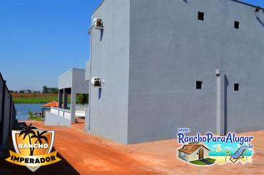 Rancho Imperador para Alugar e à Venda em Miguelopolis - Estacionamento Interno
