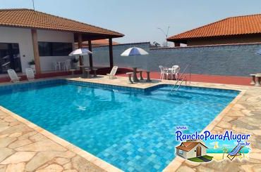 Rancho Pedra Rara para Alugar em Miguelopolis - Piscina