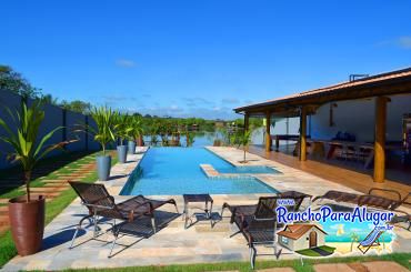 Rancho Recanto das Palmeiras para Alugar em Miguelopolis - Piscina com Hidromassagem