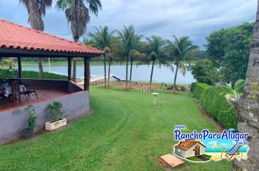 Rancho Edison Cazali para Alugar e à Venda em Ibiraci - Vista do Quiosque para o Rio