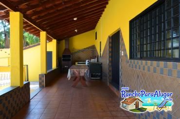 Rancho Castelo 1 para Alugar em Miguelopolis - Varanda