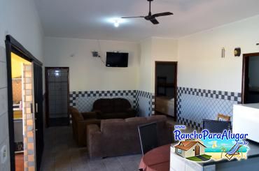 Rancho Castelo 1 para Alugar em Miguelopolis - Sala