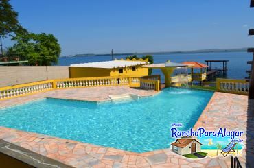 Rancho Castelo 1 para Alugar em Miguelopolis - Piscina em l