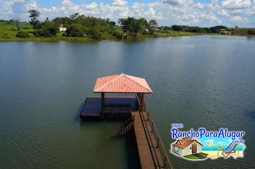 Rancho Brahma para Alugar em Miguelopolis - Píer Coberto