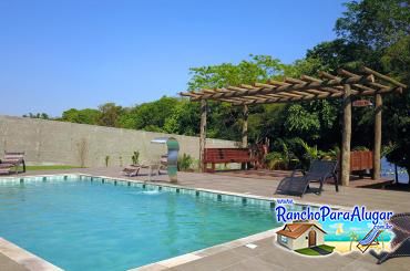 Rancho Recanto da Amora para Alugar em Miguelopolis - Piscina