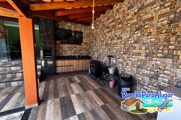 Rancho Recanto da Mirela para Alugar em Miguelopolis - Área Gourmet