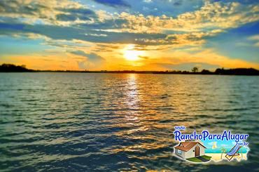 Rancho Maia para Alugar em Miguelopolis - Vista do Pier para o por do Sol
