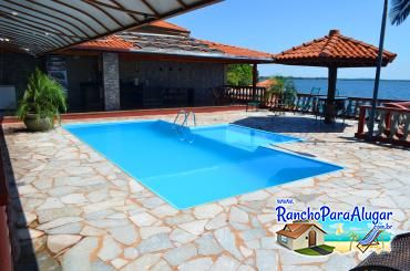 Rancho Meirival 2 para Alugar em Miguelopolis - Piscina