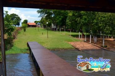 Rancho Freitas para Alugar em Miguelopolis - Vista do Pier para o Rancho