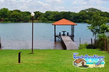 Rancho Freitas para Alugar em Miguelopolis - Píer Coberto