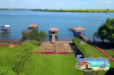 Rancho Gambi para Alugar em Miguelopolis - Píer com Quiosque