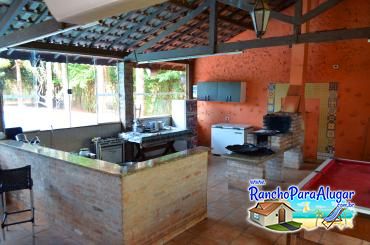 Rancho Giroldo 2 para Alugar em Miguelopolis - Cozinha