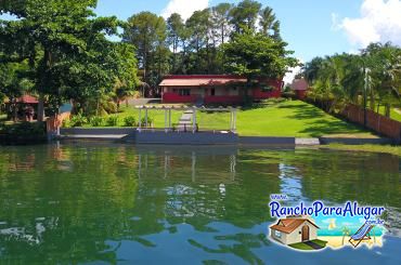 Rancho Veraneio para Alugar em Miguelopolis - Vista do Rio para o Rancho