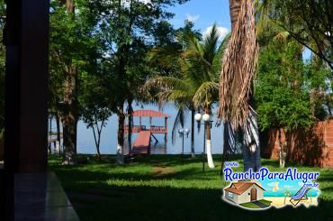 Rancho Barbosa Miguelópolis para Alugar em Miguelopolis - Vista do Quiosque para o Rio