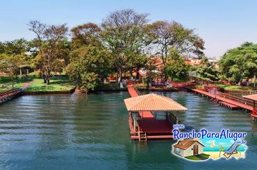 Rancho Classe A para Alugar em Miguelopolis - Pier com Quiosque