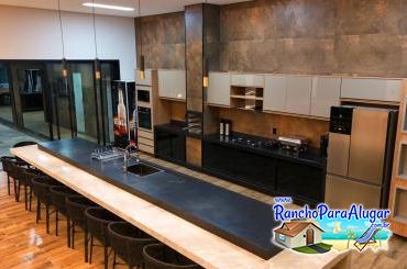 Rancho Meirival 7 para Alugar em Miguelopolis - Área Gourmet