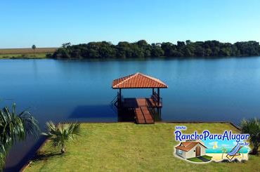 Rancho Flamboyant para Alugar em Miguelopolis - Píer Coberto